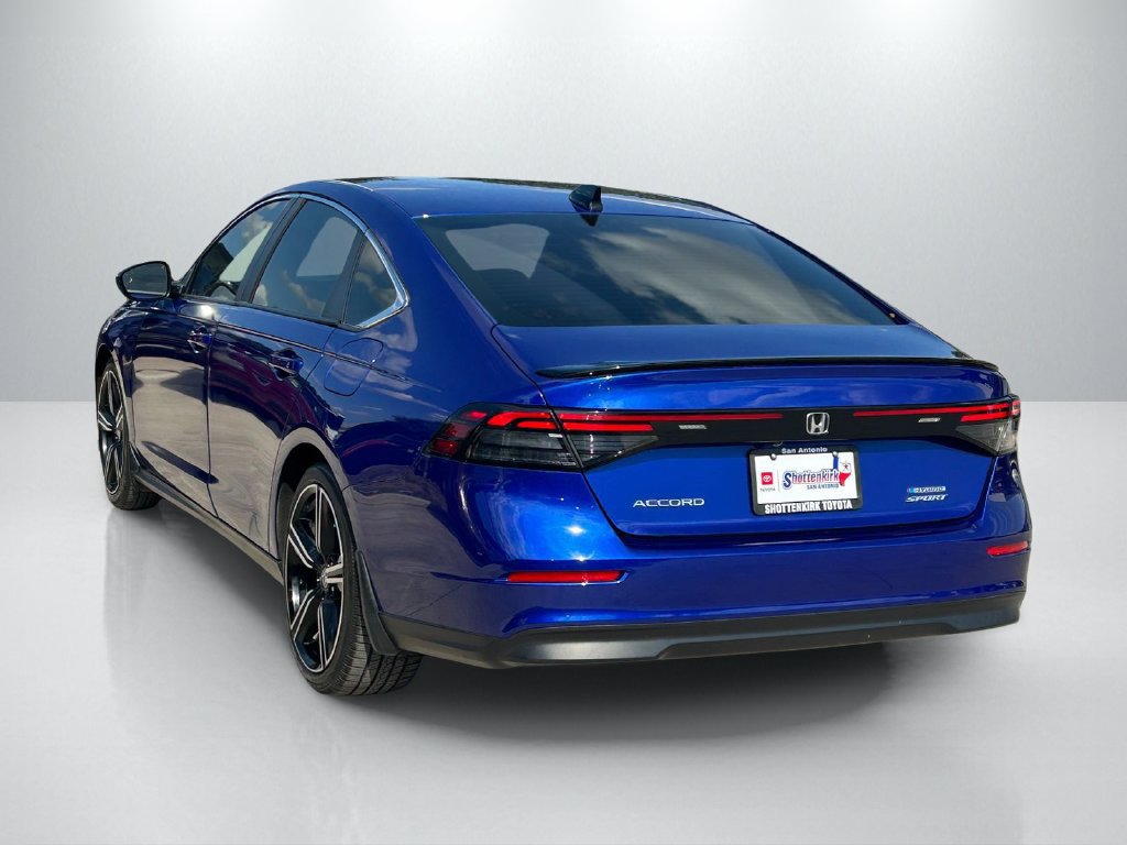Used 2023 Honda Accord Sport image 7