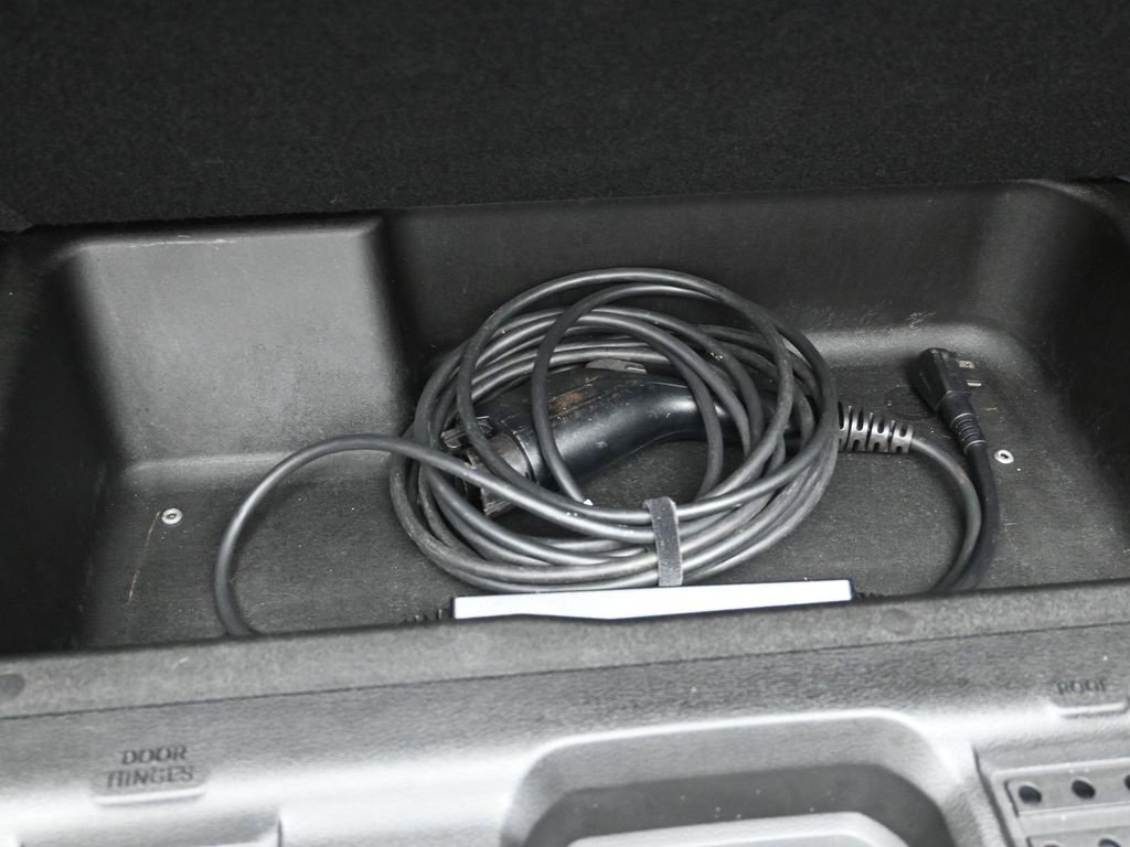 Used 2023 Jeep Wrangler Unlimited Sahara image 29