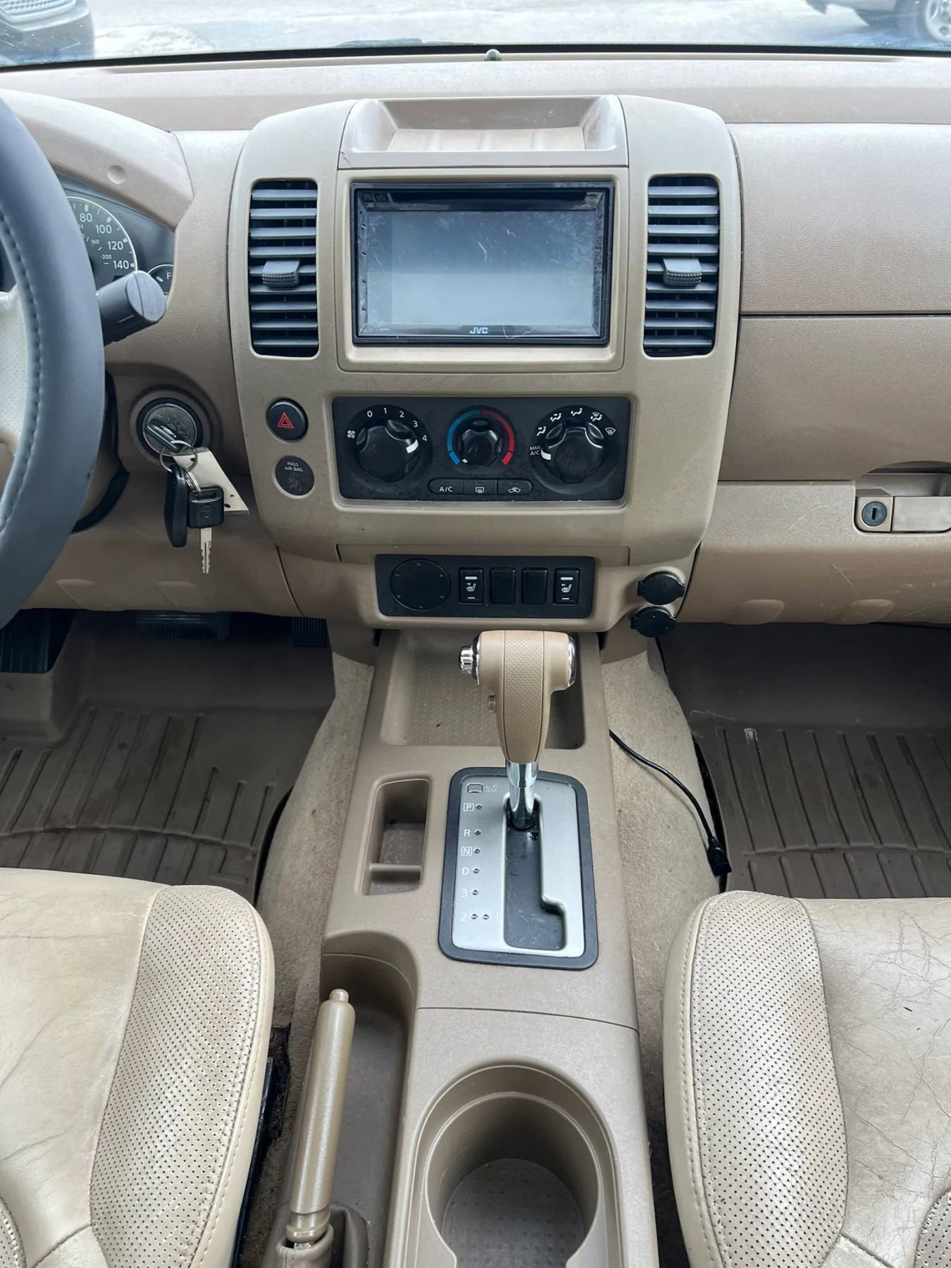 Used 2006 Nissan Frontier LE w/ (X01) Leather Pkg RWD image 11