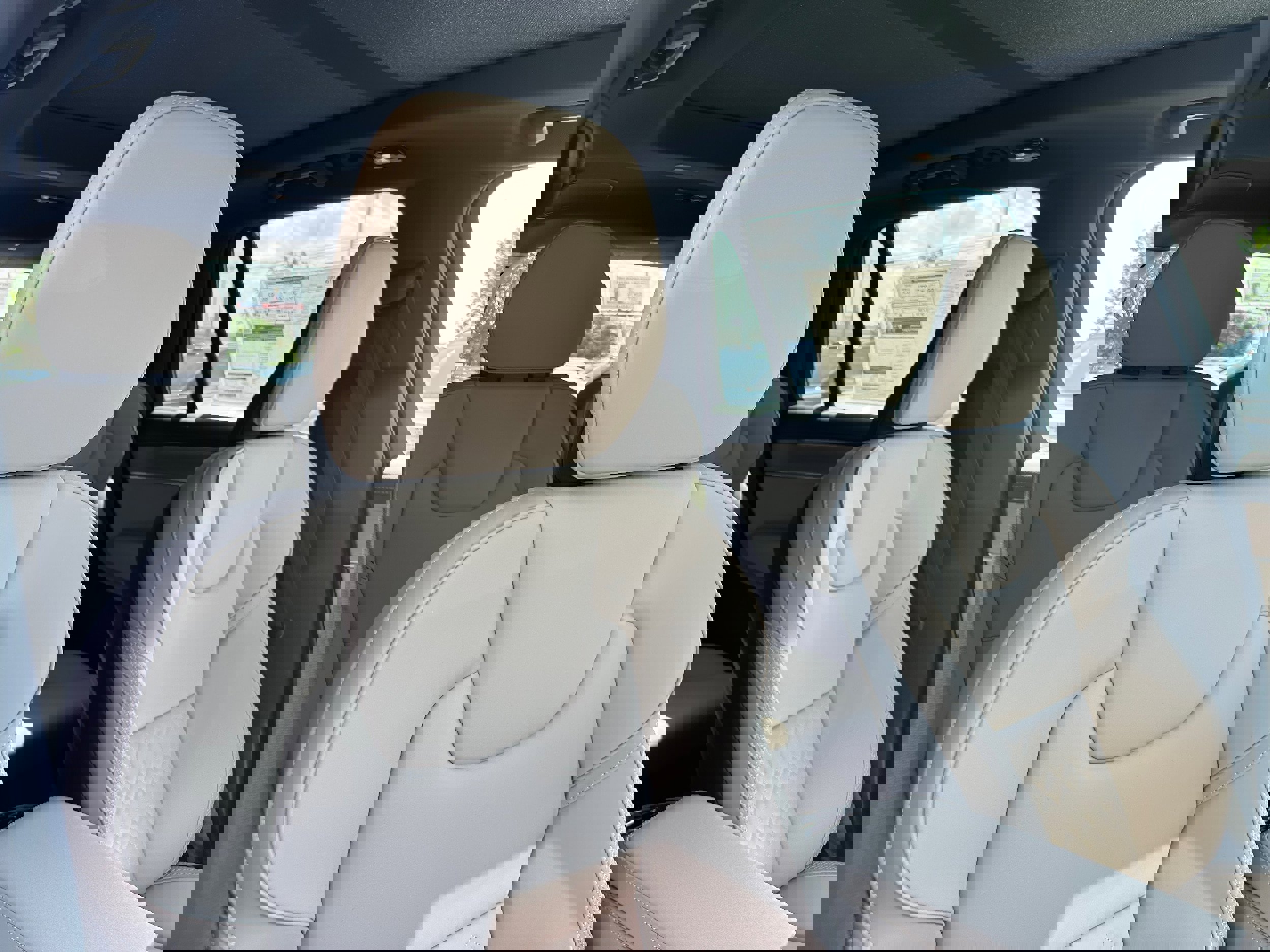 New 2026 Volvo XC90 T8 Plus image 9