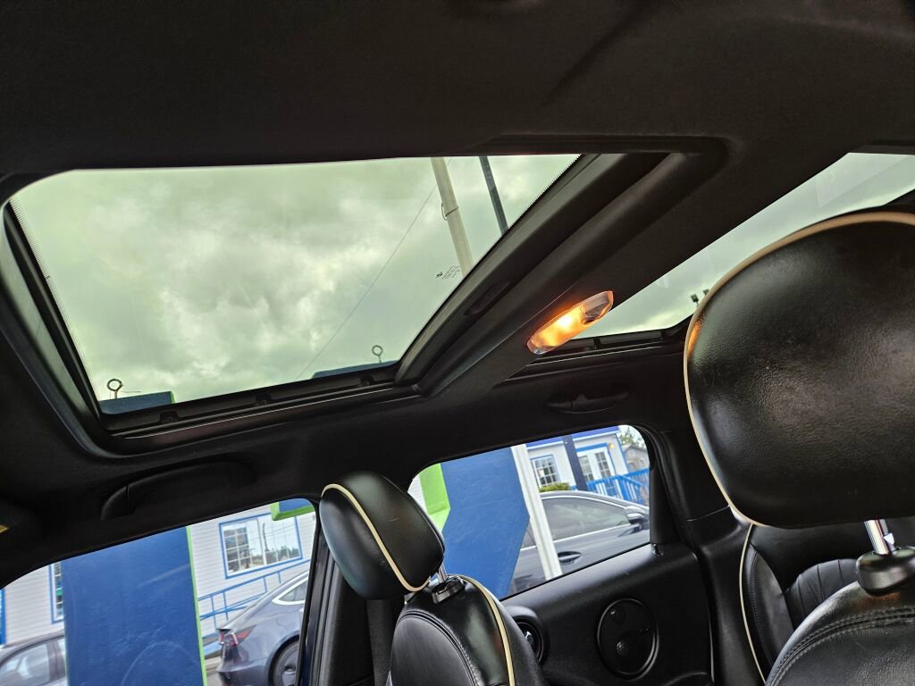 Used 2012 MINI Cooper Countryman S w/ Technology Pkg image 16