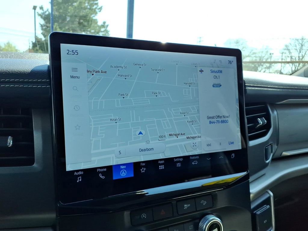 Used 2024 Ford Expedition XLT AWD/4WD image 24