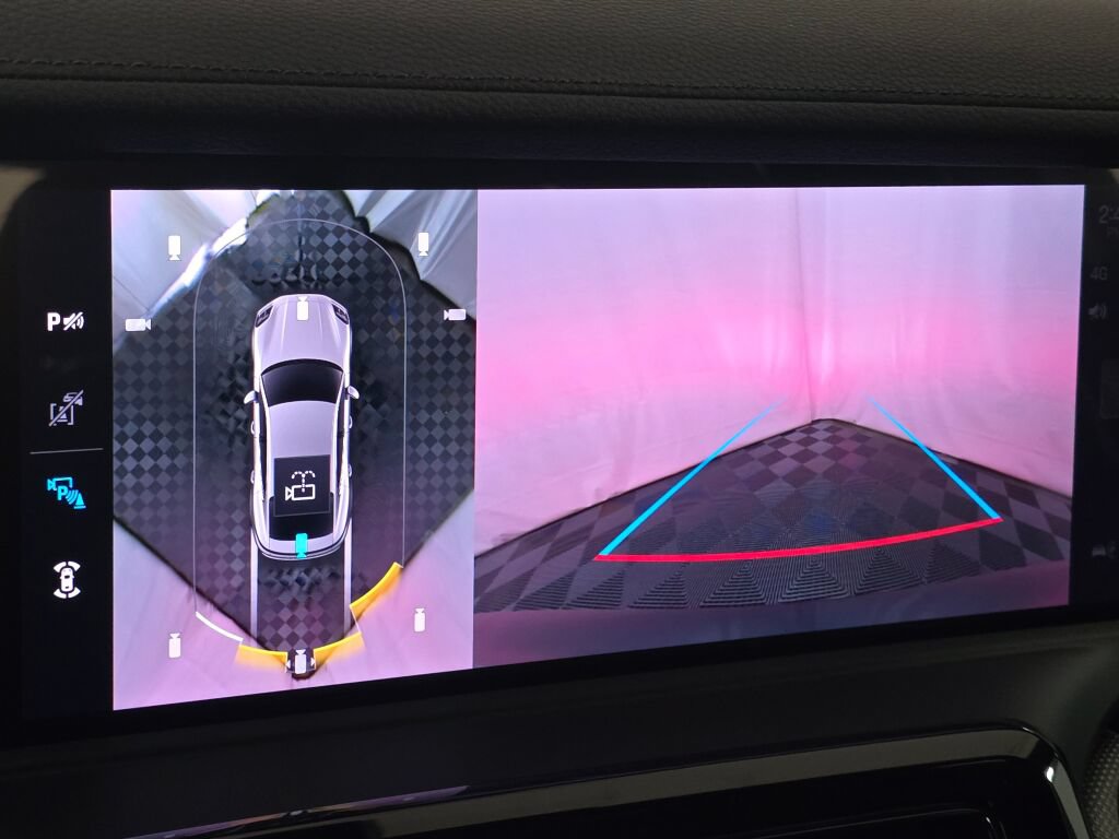 New 2026 Porsche Panamera 4 AWD/4WD image 40