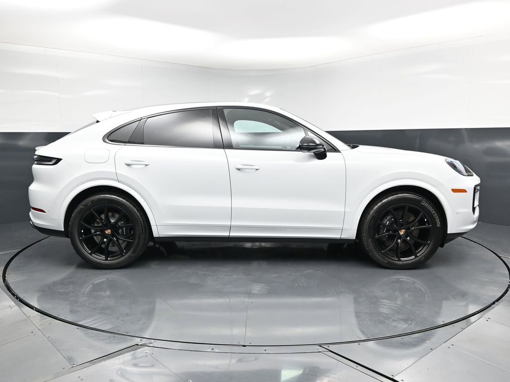 New 2026 Porsche Cayenne Coupe image 9