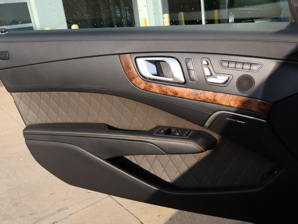 Certified 2020 Mercedes-Benz SL 550 image 38