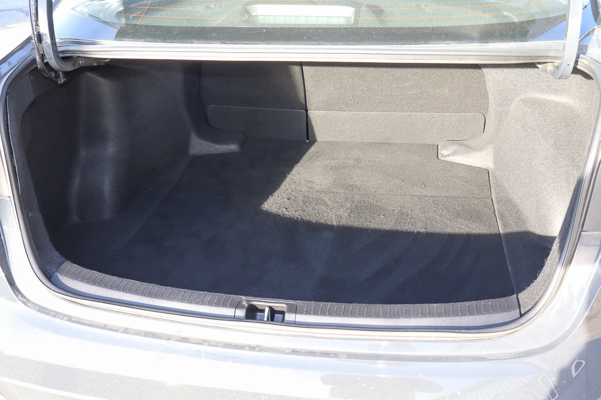 Used 2025 Toyota Corolla LE FWD image 9