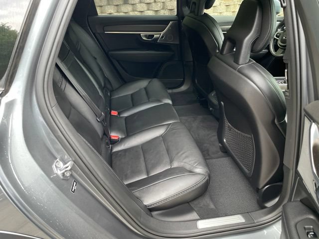 Used 2018 Volvo V90 T6 Cross Country w/ Convenience Package AWD/4WD image 14