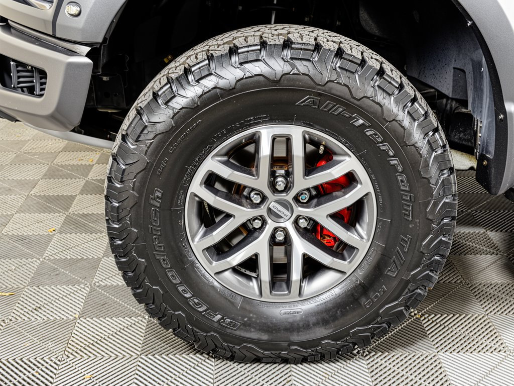 Used 2017 Ford F150 Raptor w/ Equipment Group 802A Luxury AWD/4WD image 15