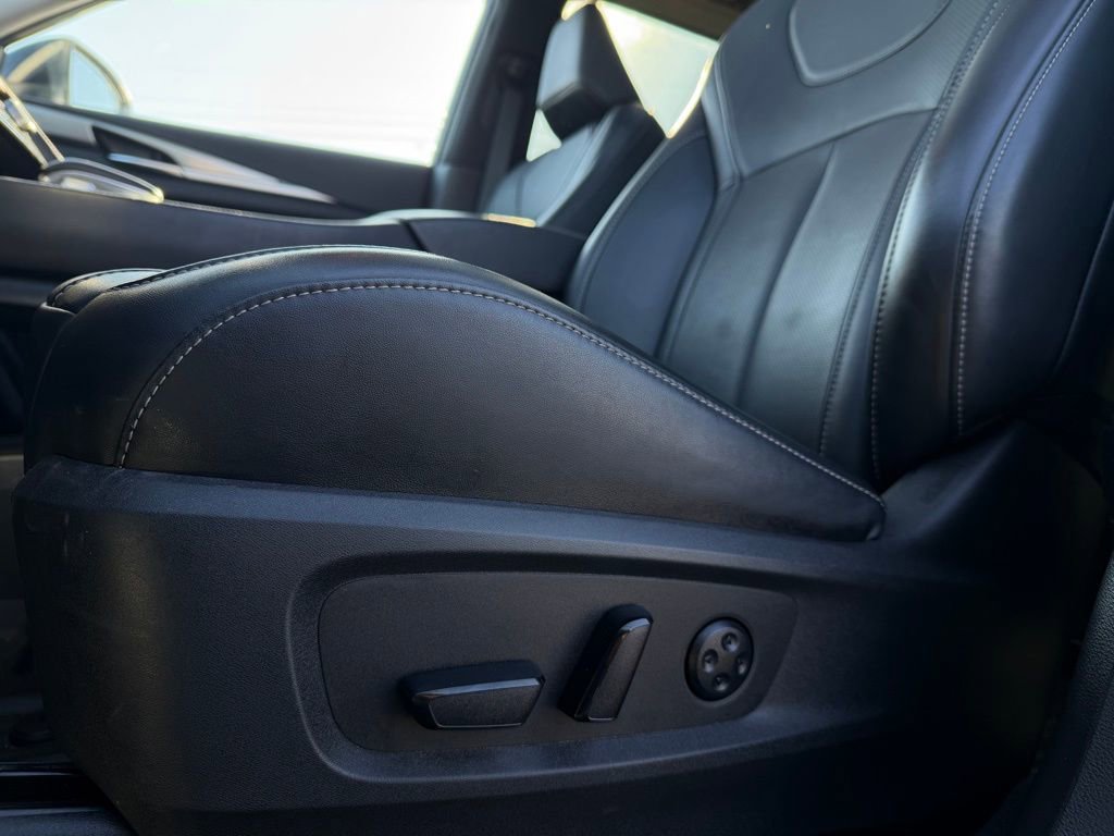 Used 2024 INFINITI QX60 Luxe image 14