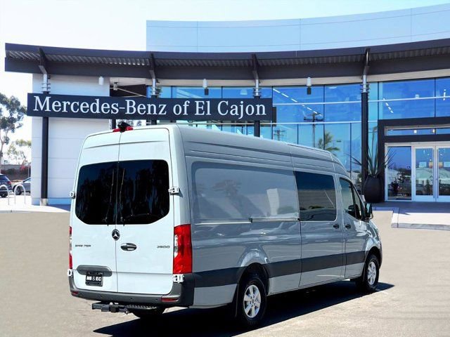 New 2024 Mercedes-Benz Sprinter 2500 image 3