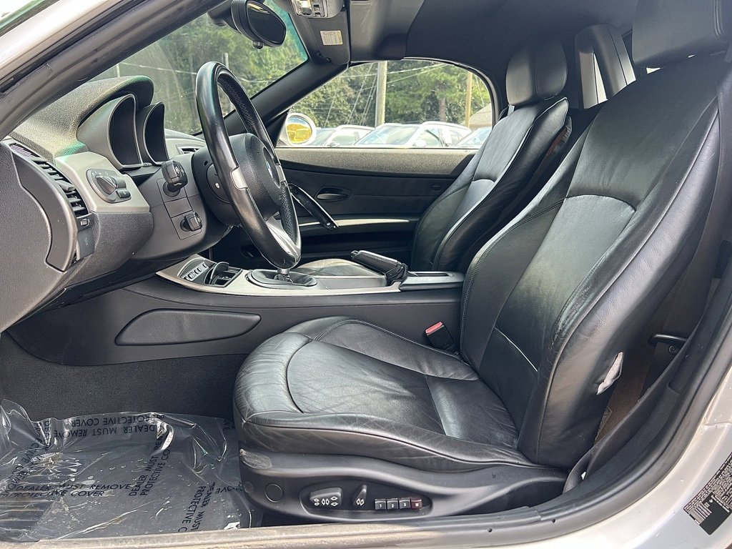Used 2003 BMW Z4 2.5i image 26