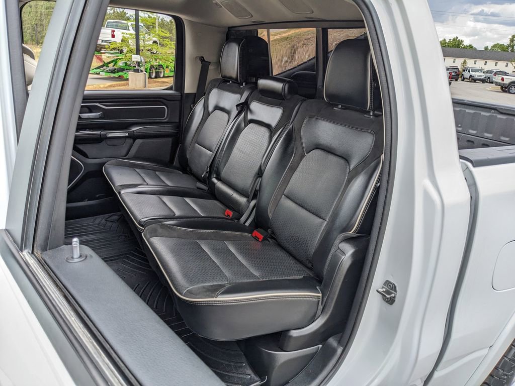 Used 2022 RAM 1500 Laramie AWD/4WD image 35