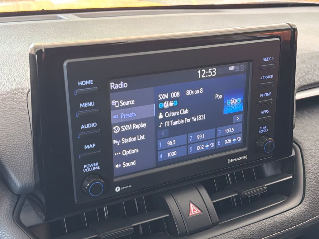 Used 2021 Toyota RAV4 LE image 6