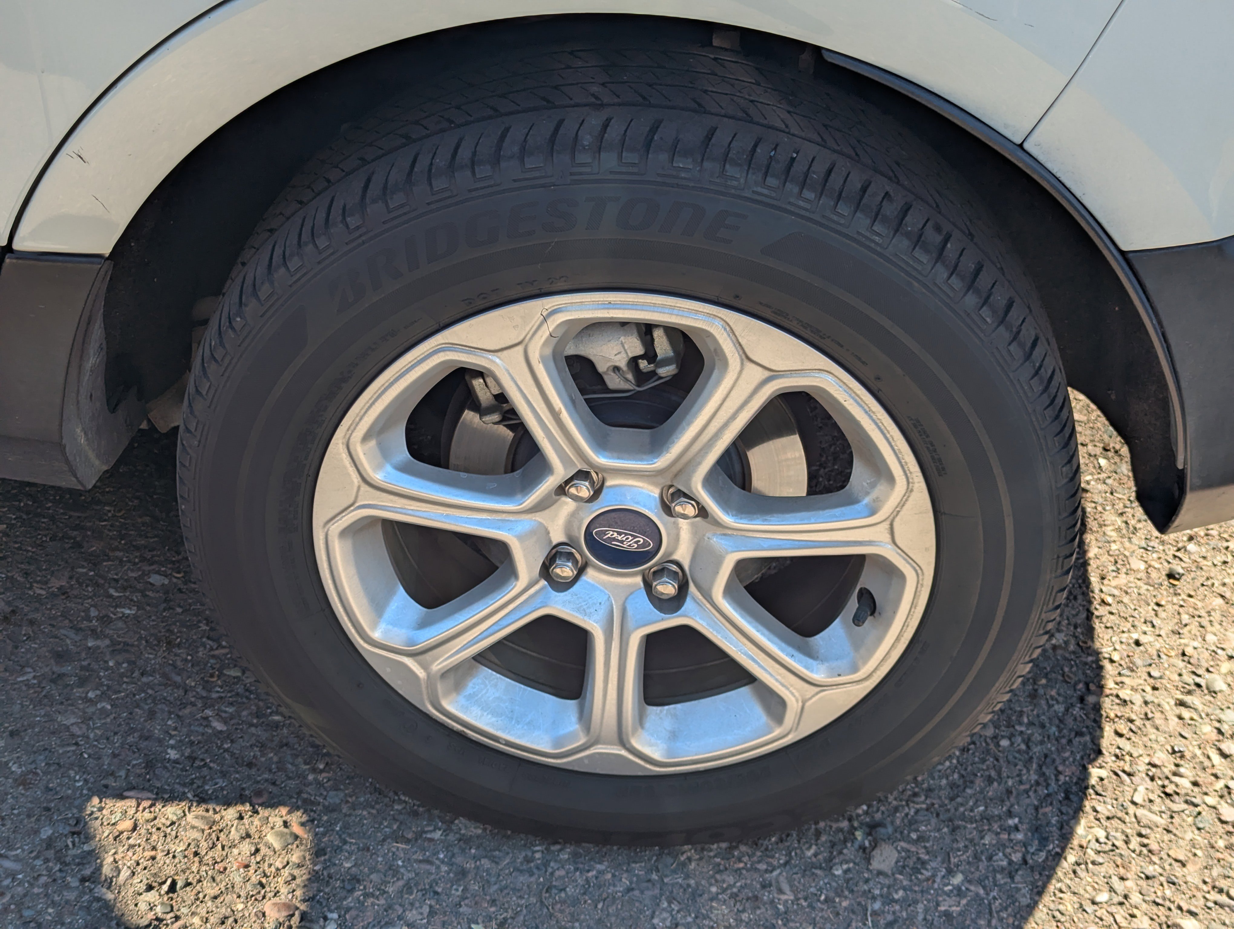 Used 2021 Ford EcoSport SE w/ SE Convenience Package image 12