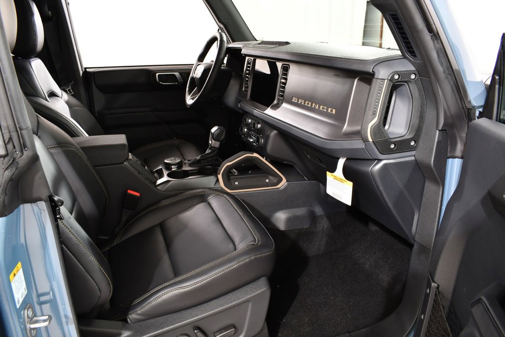 New 2025 Ford Bronco Badlands image 10