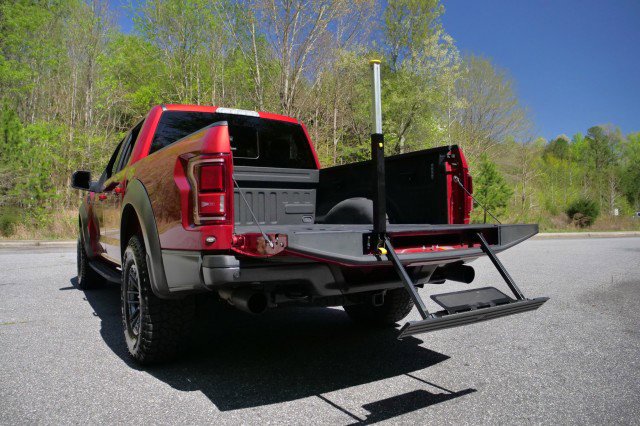 Used 2020 Ford F150 Raptor w/ Equipment Group 802A Luxury image 38