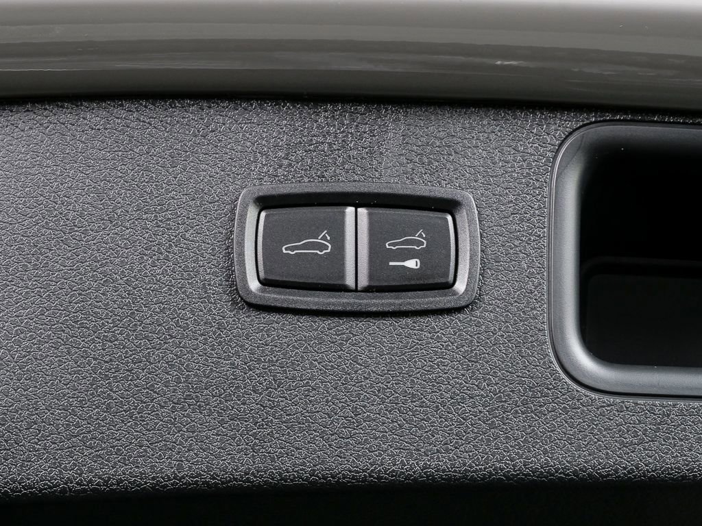 New 2026 Porsche Macan S AWD/4WD image 33