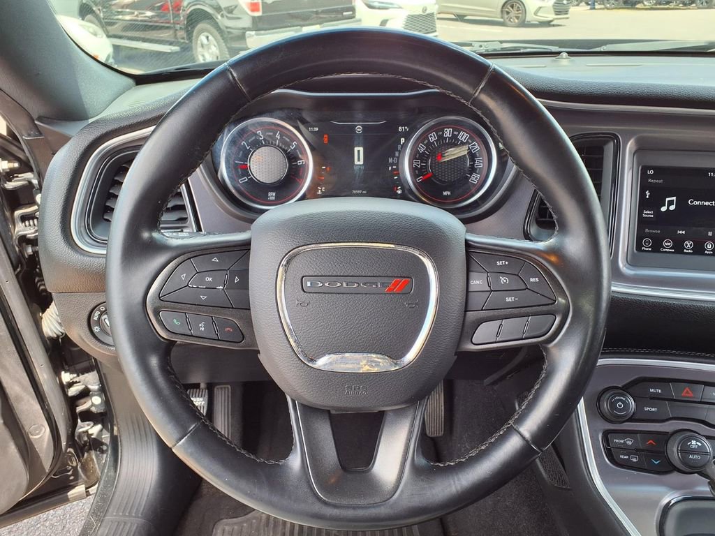 Used 2020 Dodge Challenger SXT RWD image 27