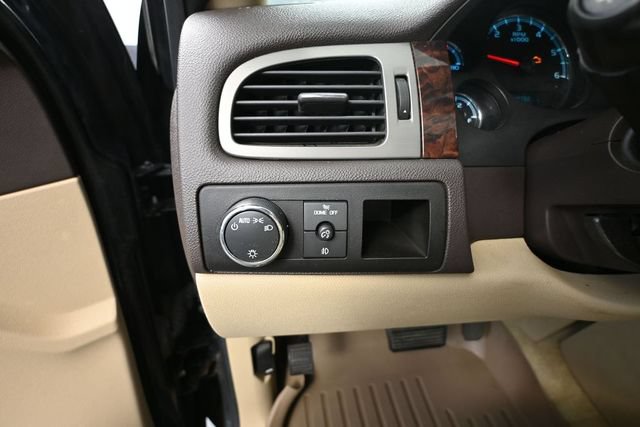 Used 2008 GMC Yukon XL Denali AWD/4WD image 30