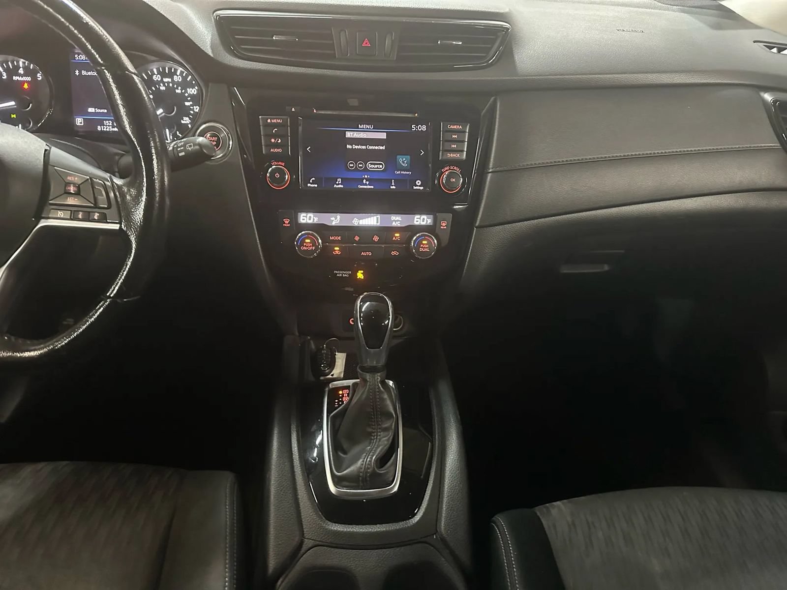 Used 2020 Nissan Rogue SV AWD/4WD image 11