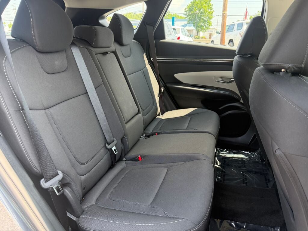 Used 2023 Hyundai Tucson SE AWD/4WD image 24