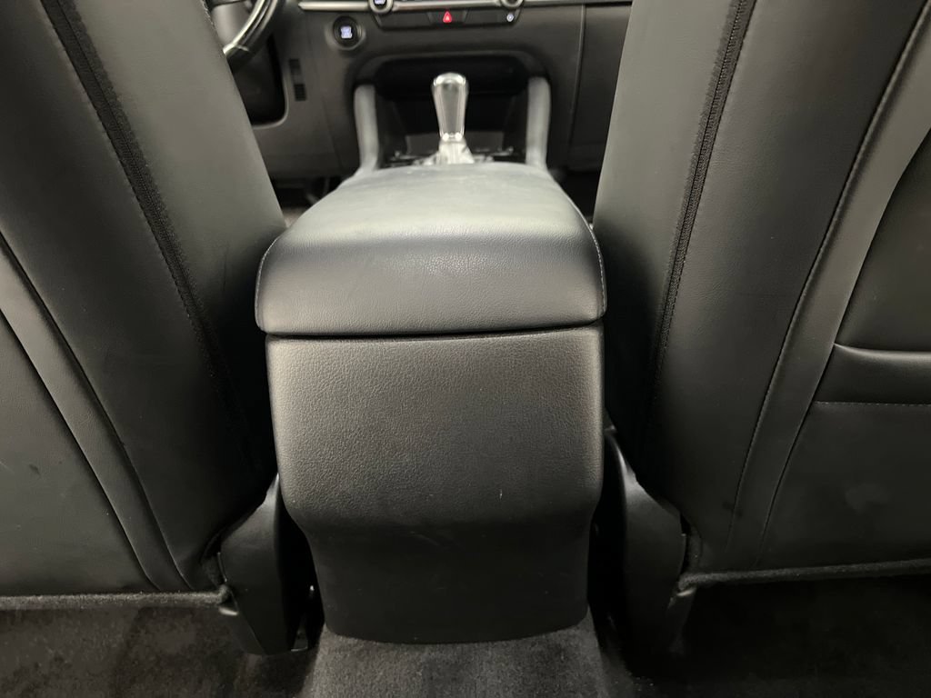 Used 2025 MAZDA MAZDA3 s Sport FWD image 24