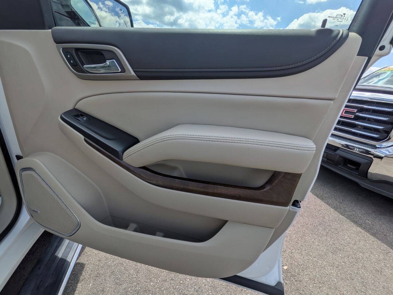 Used 2019 GMC Yukon XL Denali w/ Denali Ultimate Package AWD/4WD image 20
