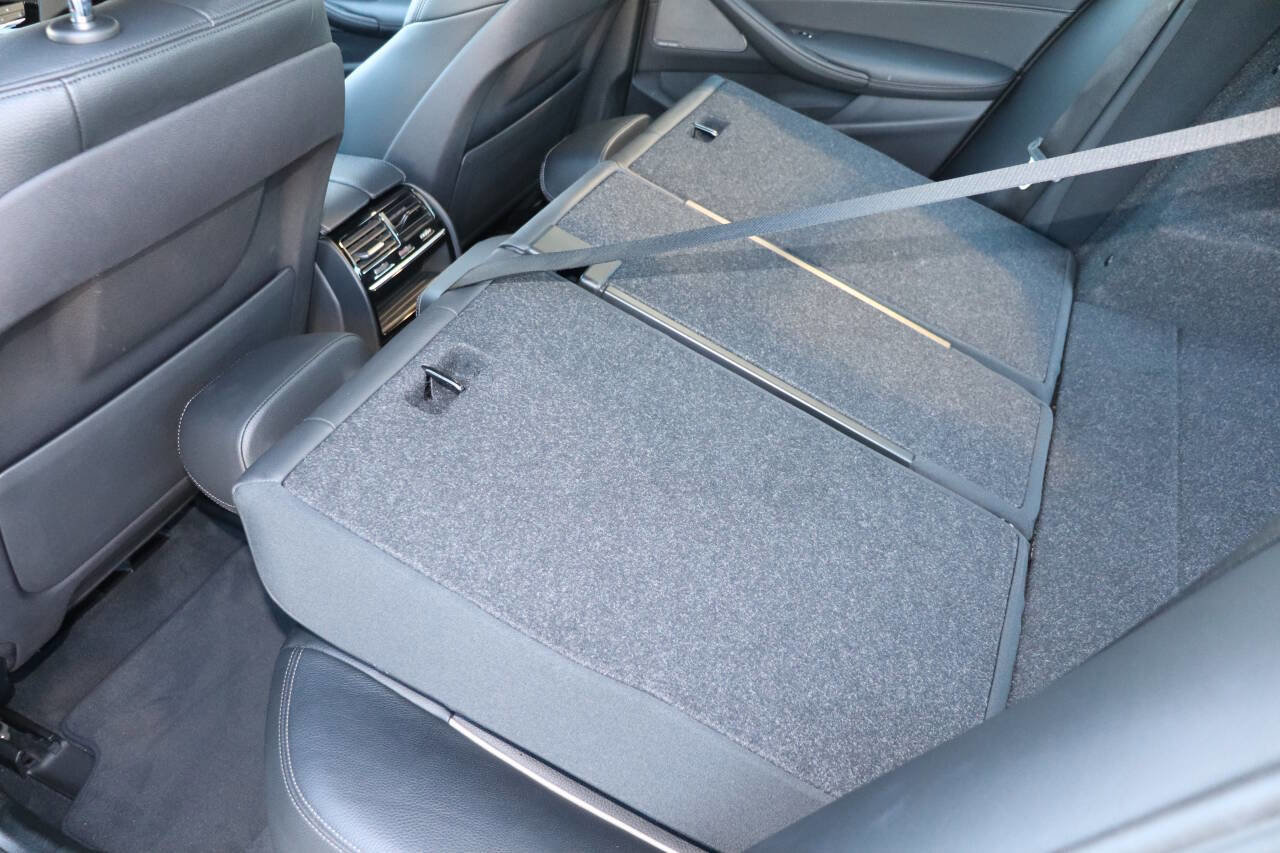 Used 2019 BMW 530i w/ Convenience Package image 64