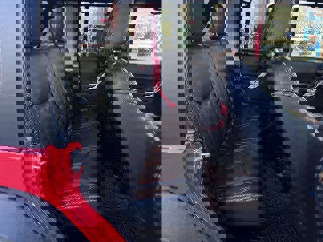 Used 2017 Jeep Wrangler Unlimited Rubicon image 7