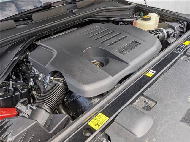 Used 2025 Land Rover Range Rover Sport SE AWD/4WD image 24