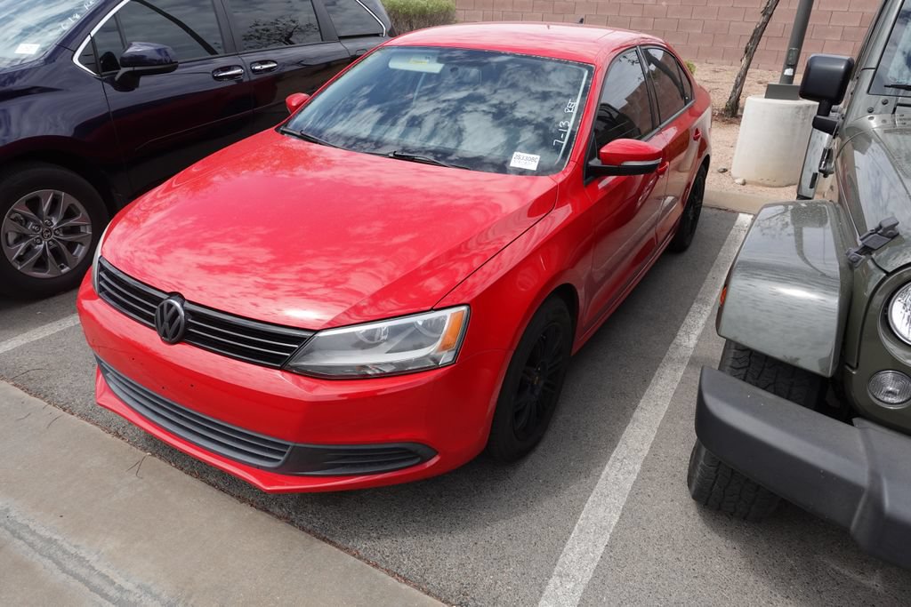 Used 2014 Volkswagen Jetta SE FWD image 2