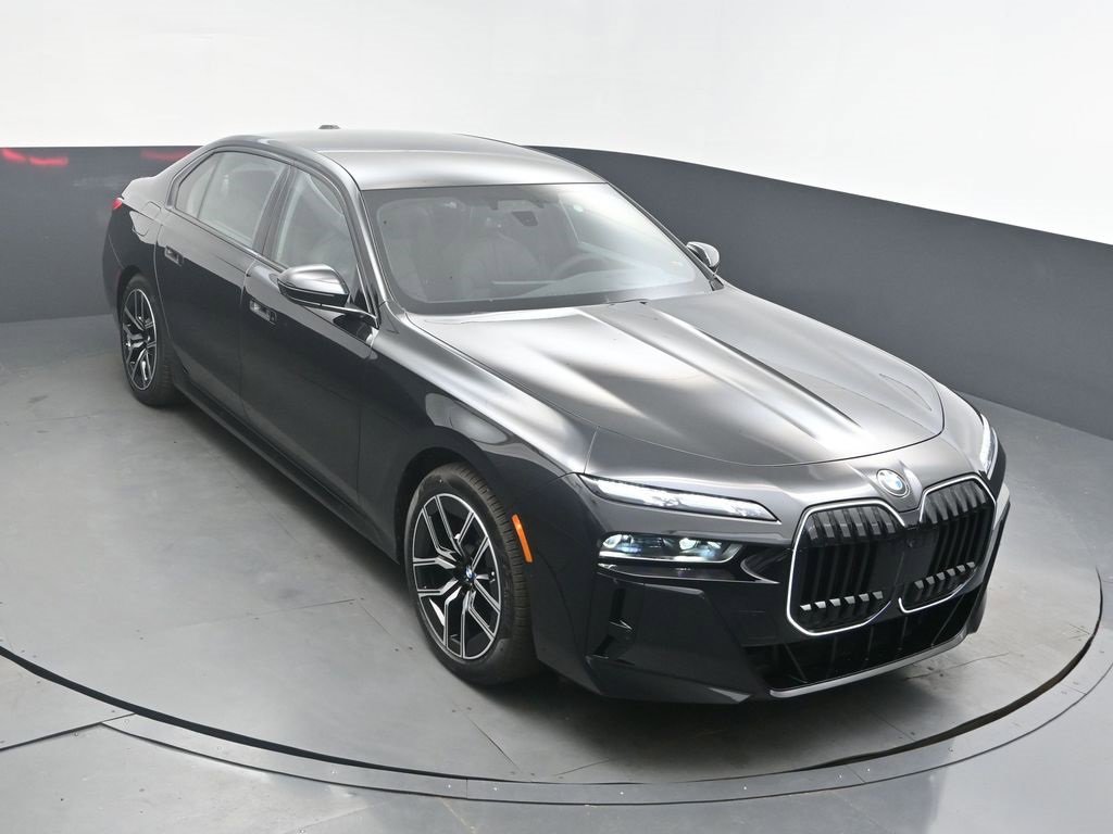 New 2026 BMW 760i xDrive w/ Executive Package image 11