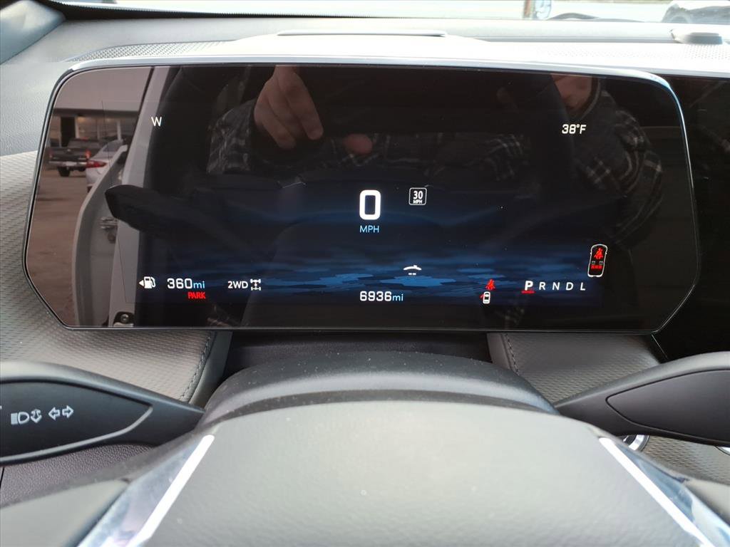 Used 2026 Chevrolet Equinox LT w/ Convenience Package II image 21