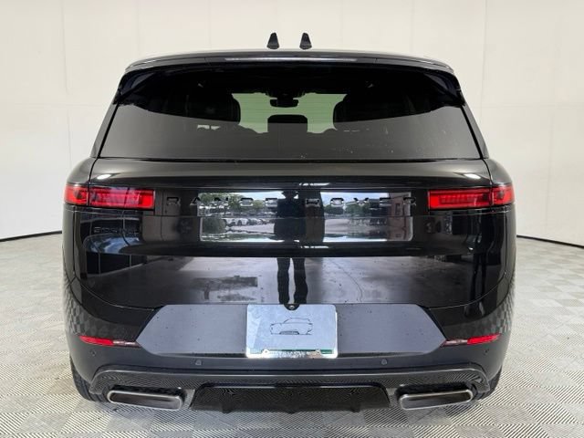 Used 2025 Land Rover Range Rover Sport SE AWD/4WD image 7