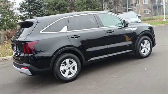 New 2026 Kia Sorento LX image 3