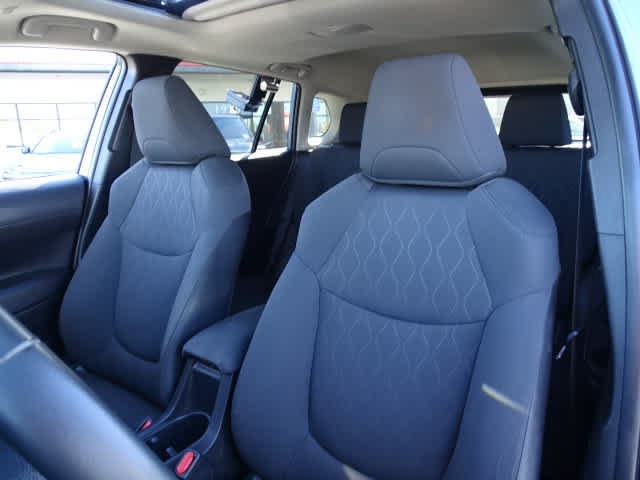 Certified 2024 Toyota Corolla Cross LE w/ Moonroof Package FWD image 19