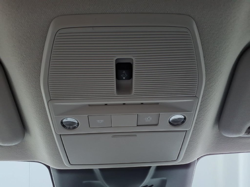 New 2026 Nissan Sentra SR w/ SR Premium Package FWD image 24