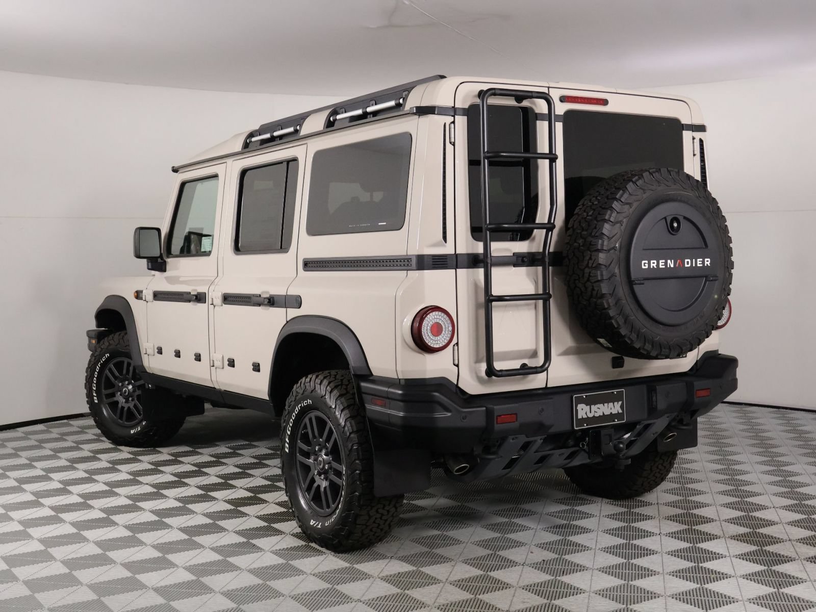 New 2026 INEOS Grenadier Station Wagon AWD/4WD image 3