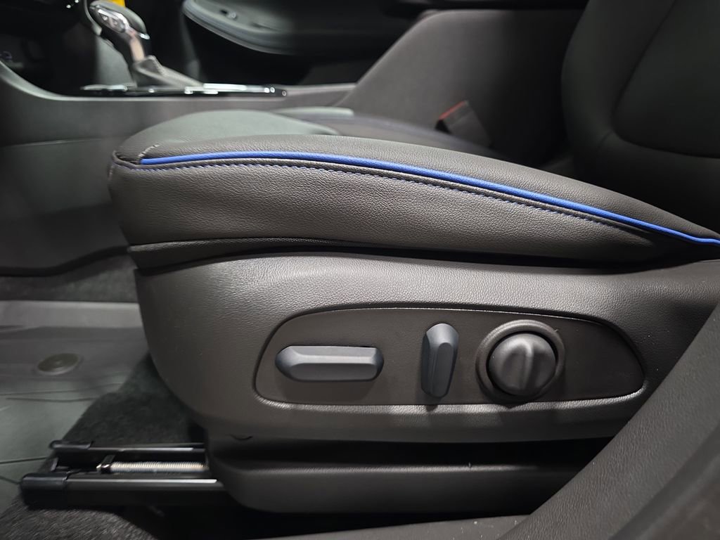 New 2026 Buick Encore GX Sport Touring w/ Comfort Package AWD/4WD image 30