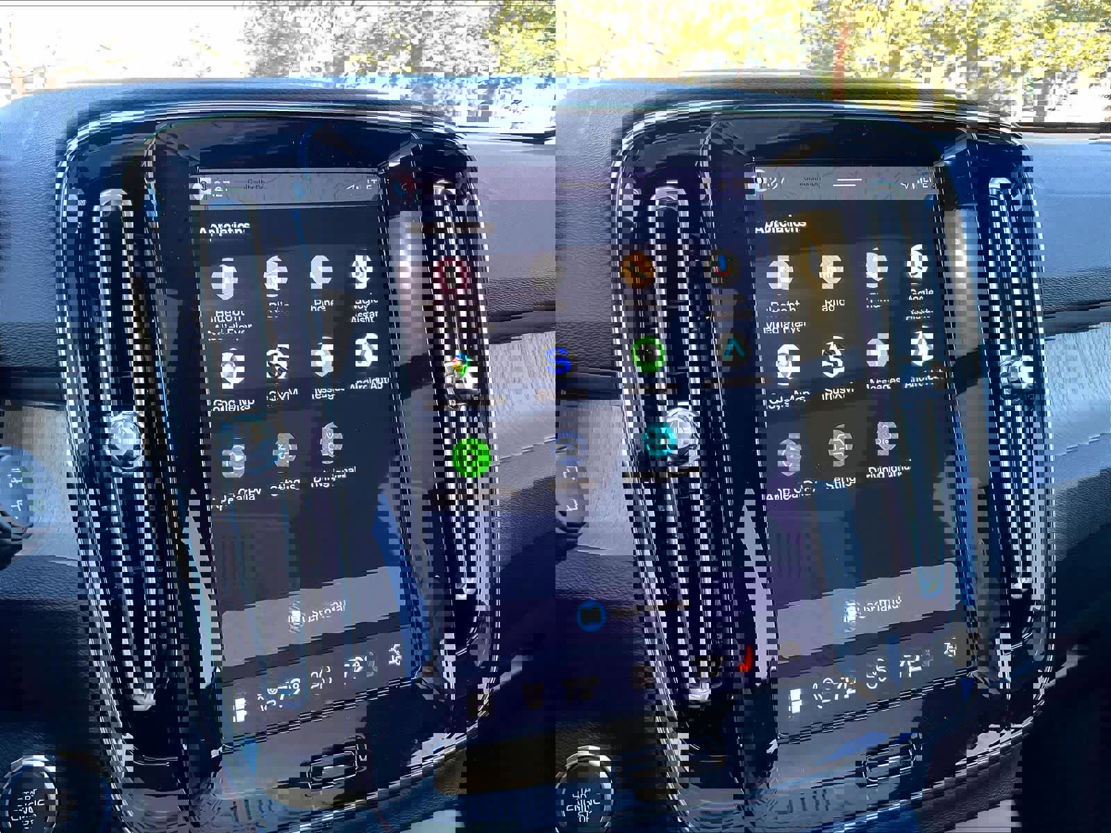 New 2026 Volvo XC40 B5 Plus w/ Protection Package Premier image 21