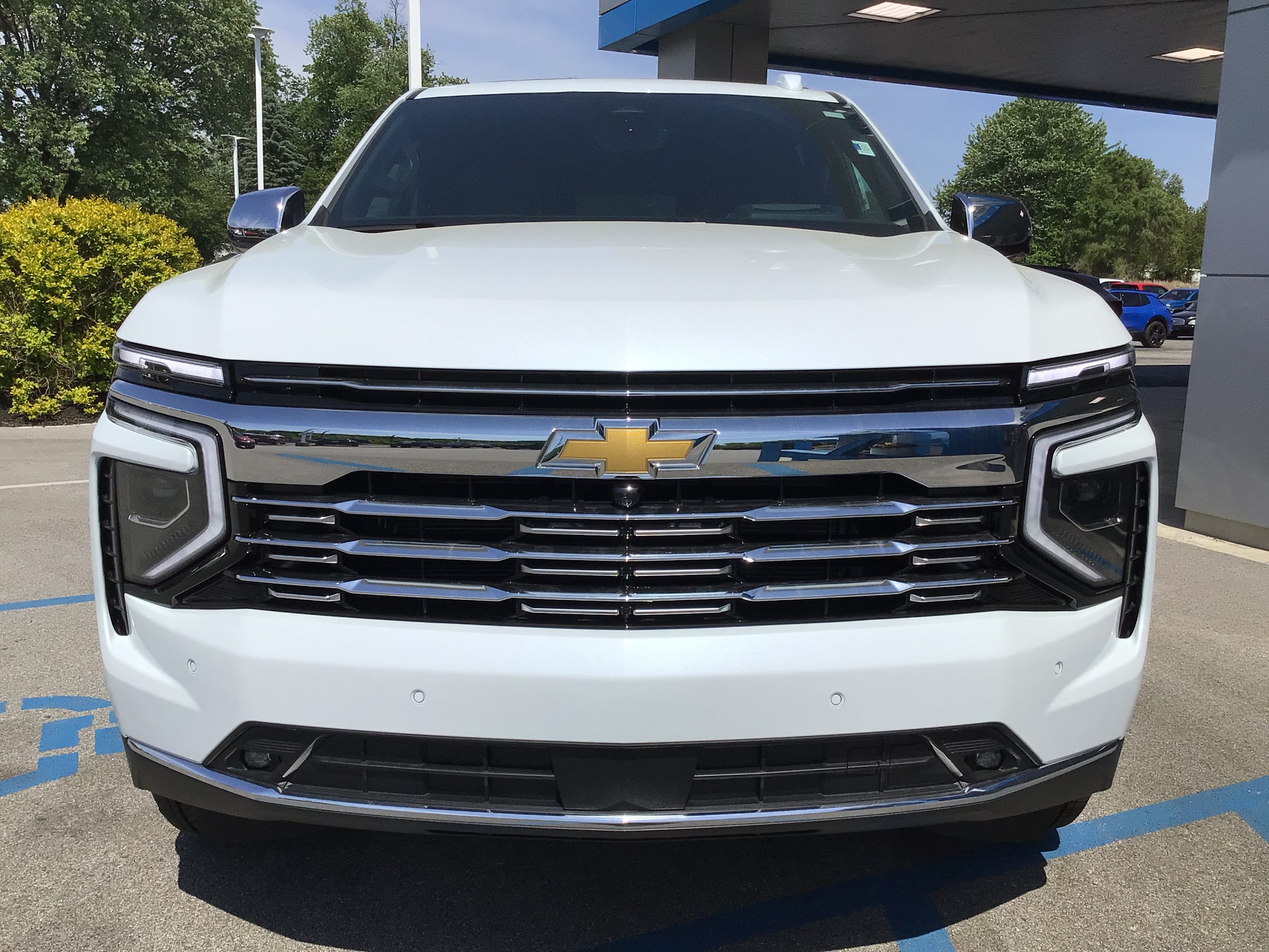 New 2026 Chevrolet Suburban Premier AWD/4WD image 16