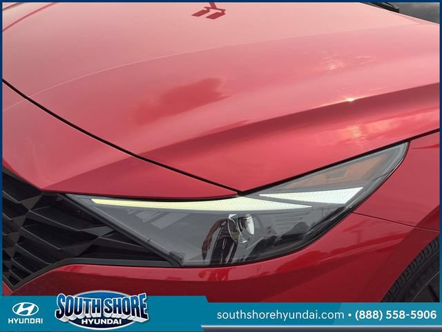 Certified 2022 Hyundai Elantra SEL w/ Convenience Package FWD image 8