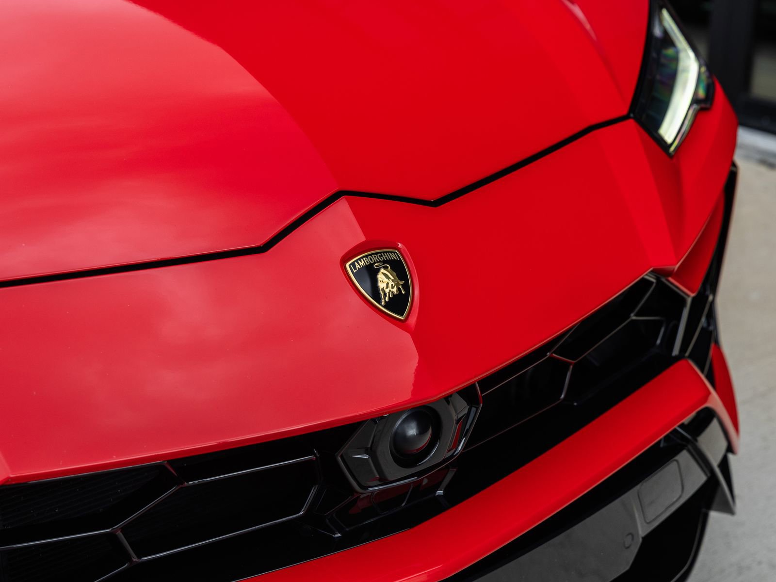 Used 2022 Lamborghini Urus image 19