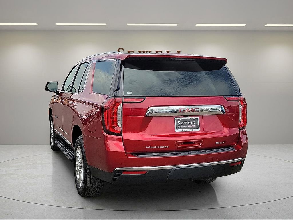 Used 2024 GMC Yukon SLT w/ SLT Luxury Package RWD image 3