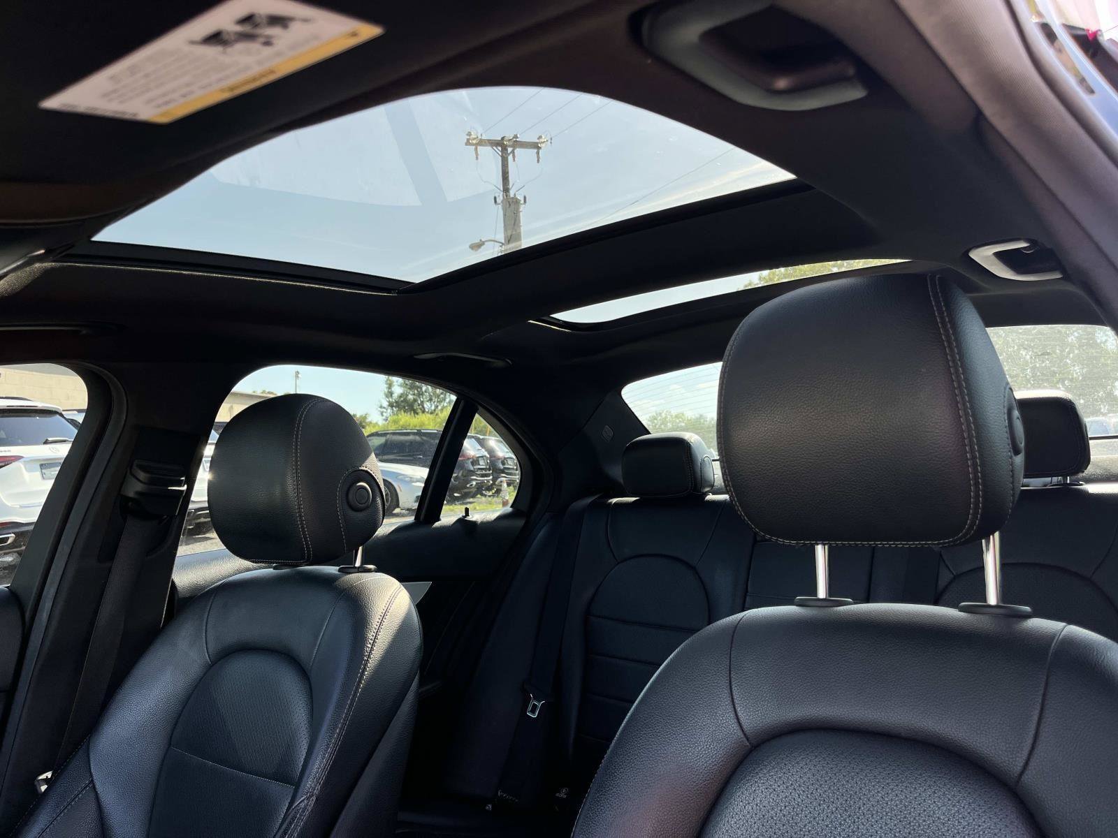 Used 2018 Mercedes-Benz C 300 4MATIC Sedan image 28