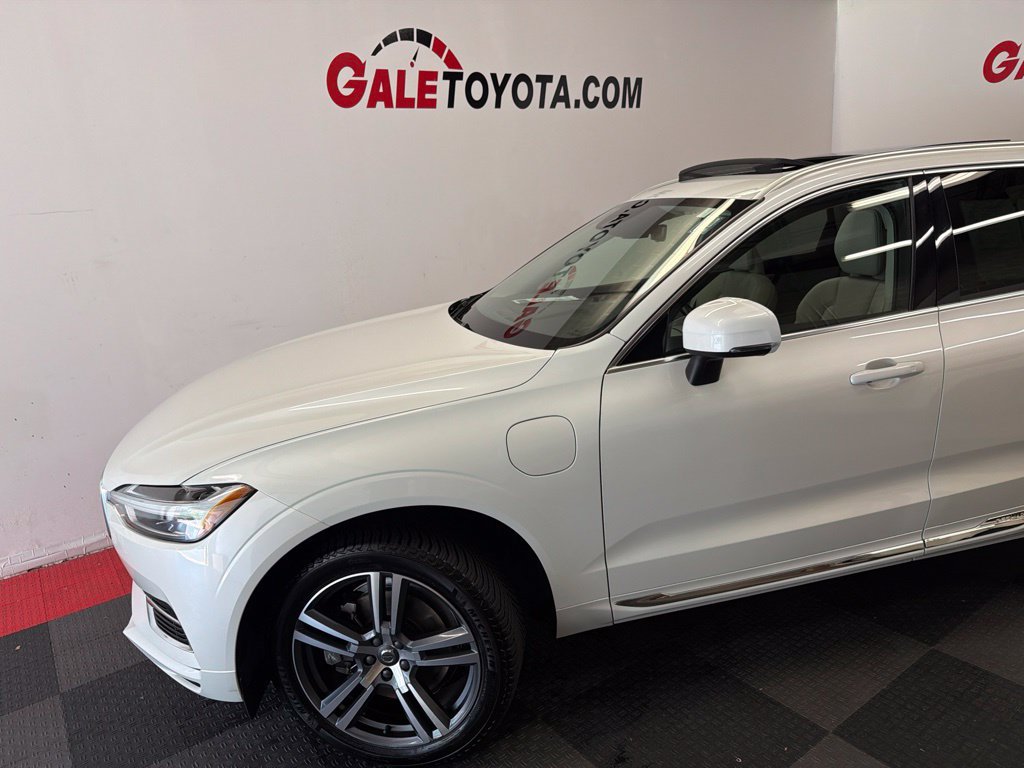 Used 2021 Volvo XC60 T8 Inscription Expression w/ Protection Package Premier AWD/4WD image 7