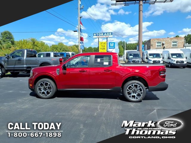 New 2025 Ford Maverick Lariat image 2