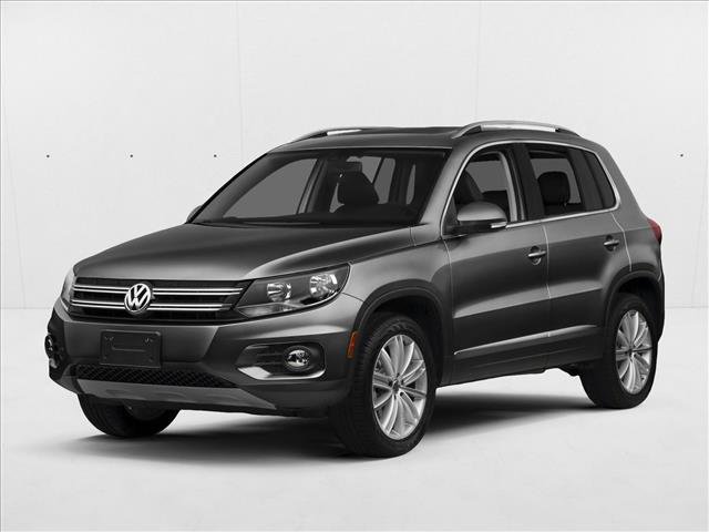 Used 2016 Volkswagen Tiguan SE