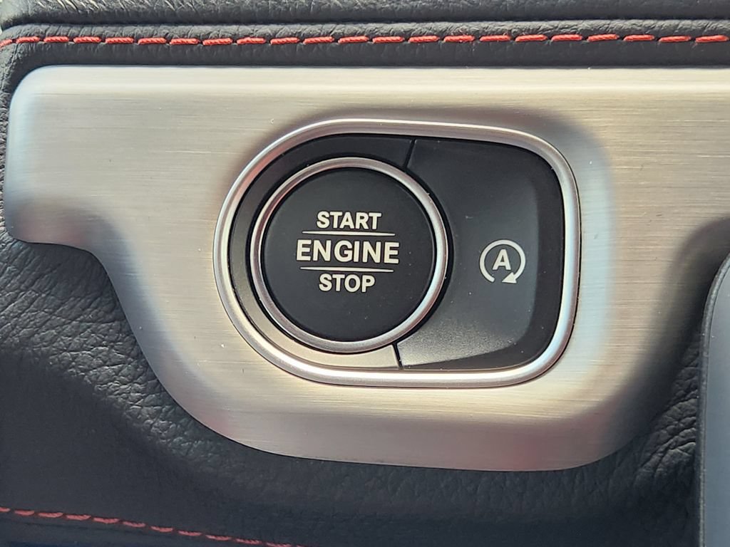 Used 2025 Mercedes-Benz G 550 image 21