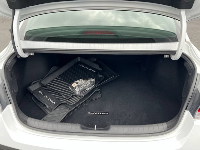 Used 2025 Hyundai Elantra Sport FWD image 25